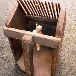 Es war kein Unfall 07, 13 x 13 x 18 cm, 2019