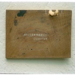 händeringend gesucht – textbrett und puppenarme, 2003