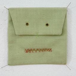 me – taschenapplikation, stickerei, 2003