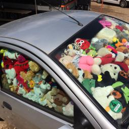 Caramboulage de Plüsch / Schrottreif Festival