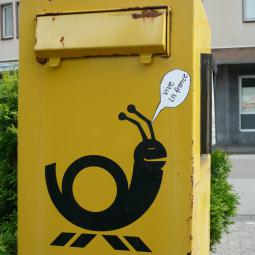 Schneckenpost, Adbusting