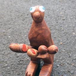 Fünf Finger Guru, 5 x 10 x 12 cm, 2020